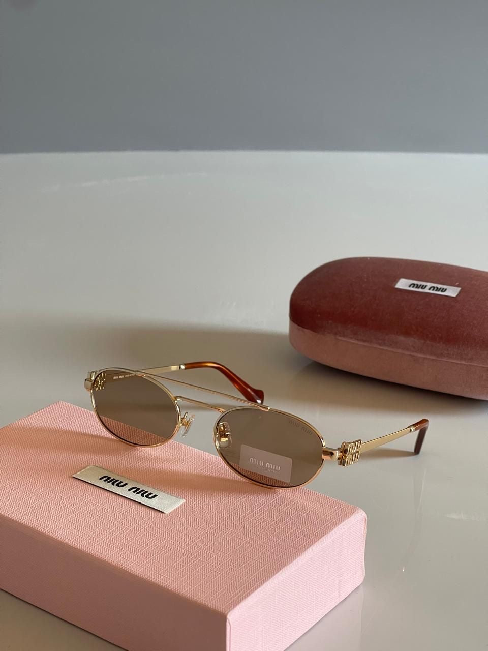 MIU MIU Sunglasses with Box