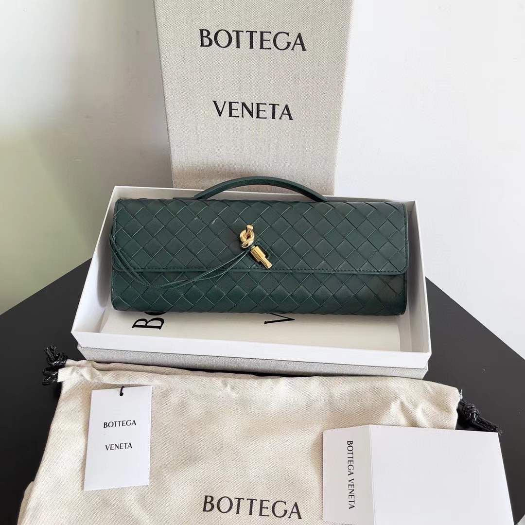 Bottega Veneta Bag with brand box