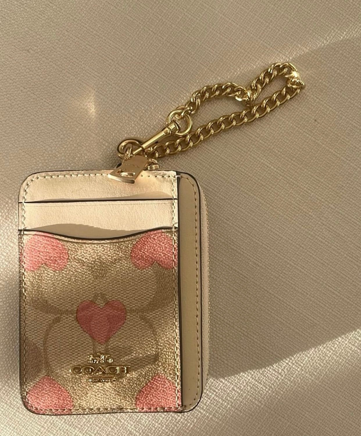 COACH Cardholder with brand box And dust bag