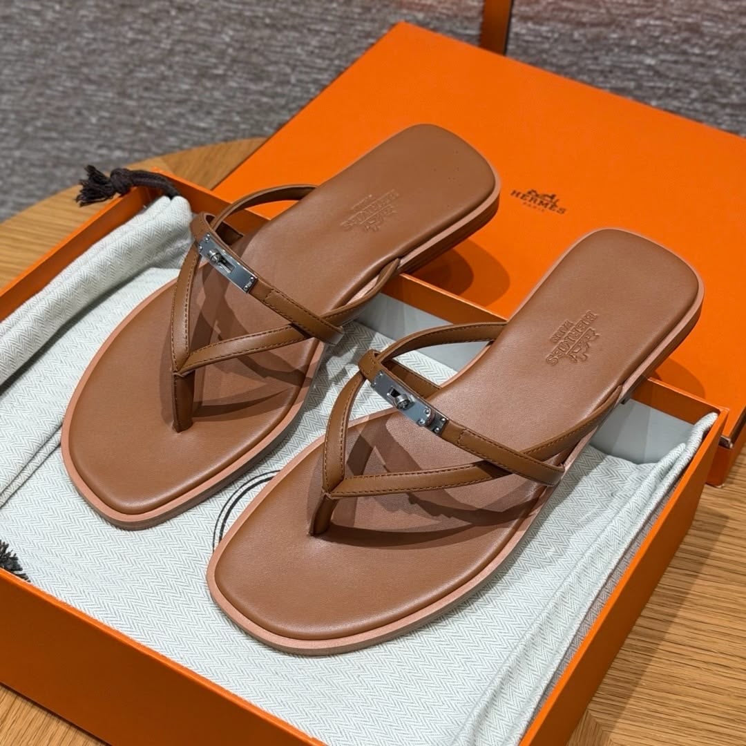 Hermes Flip Flop