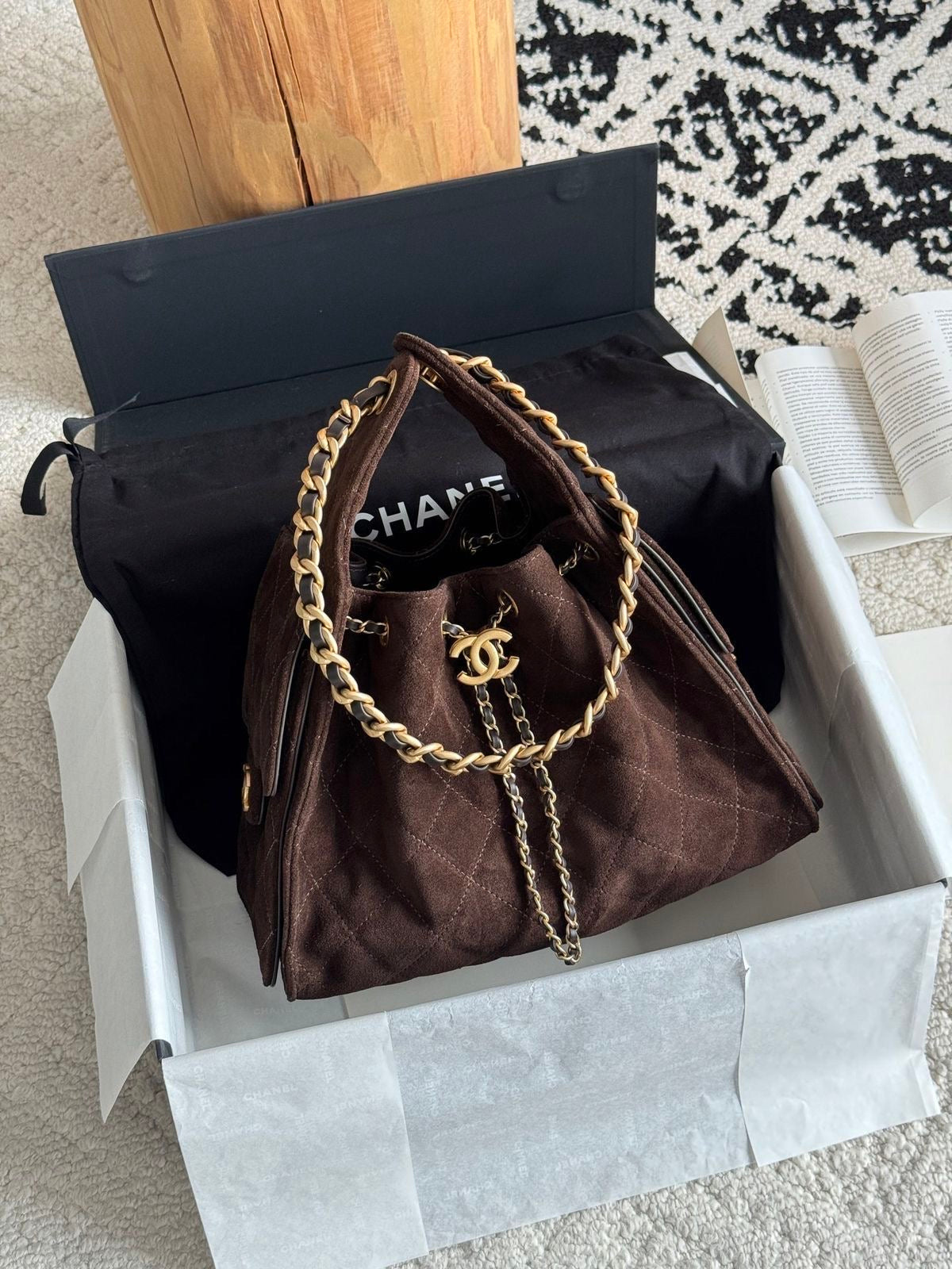 CHANEL Hobo 25 Small with complete packaging