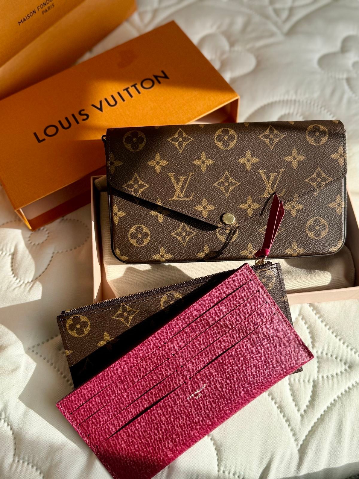 Lv felice Pochette with box