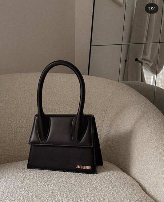 JACQUEMUS Bag with Brand Box