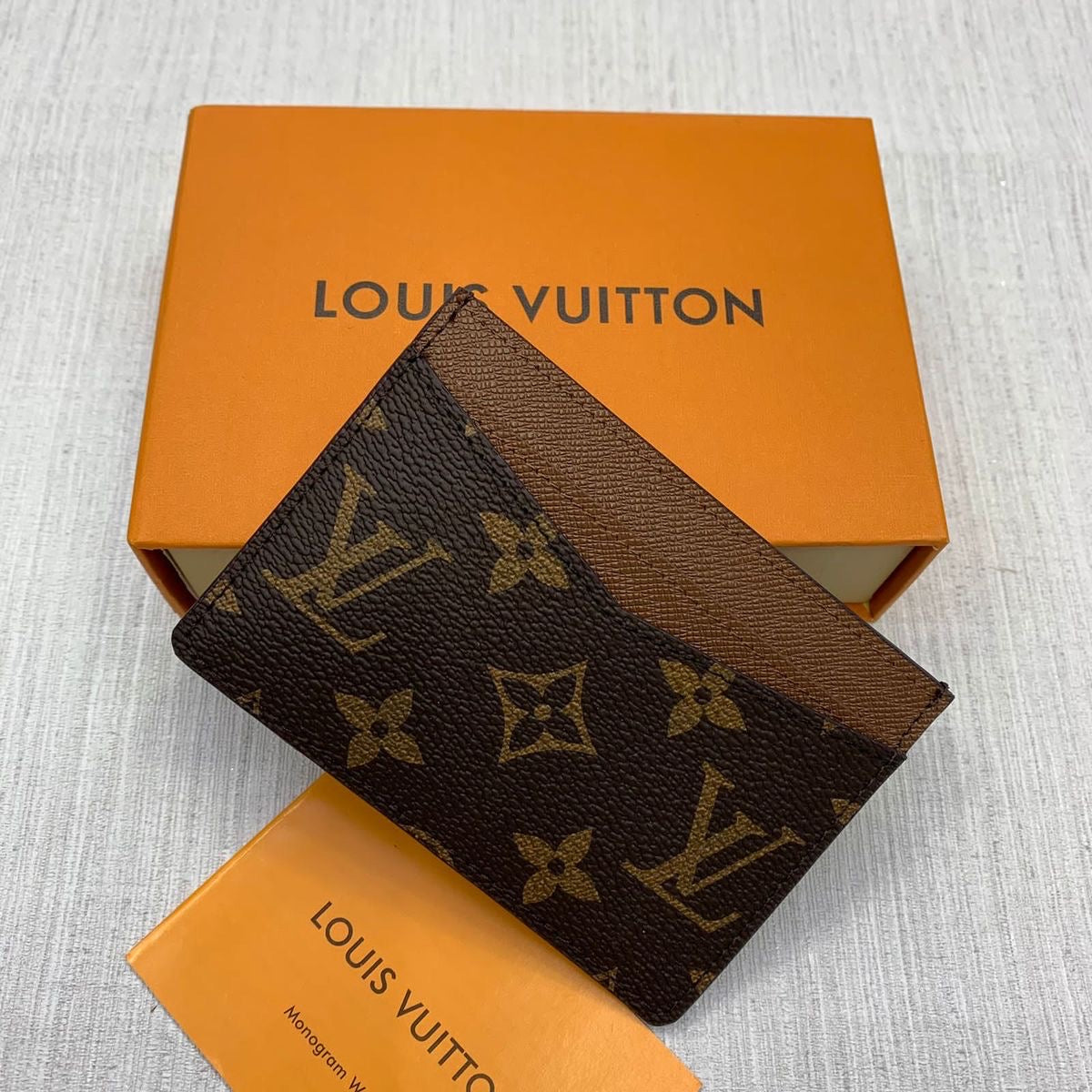 Lv card holder with box