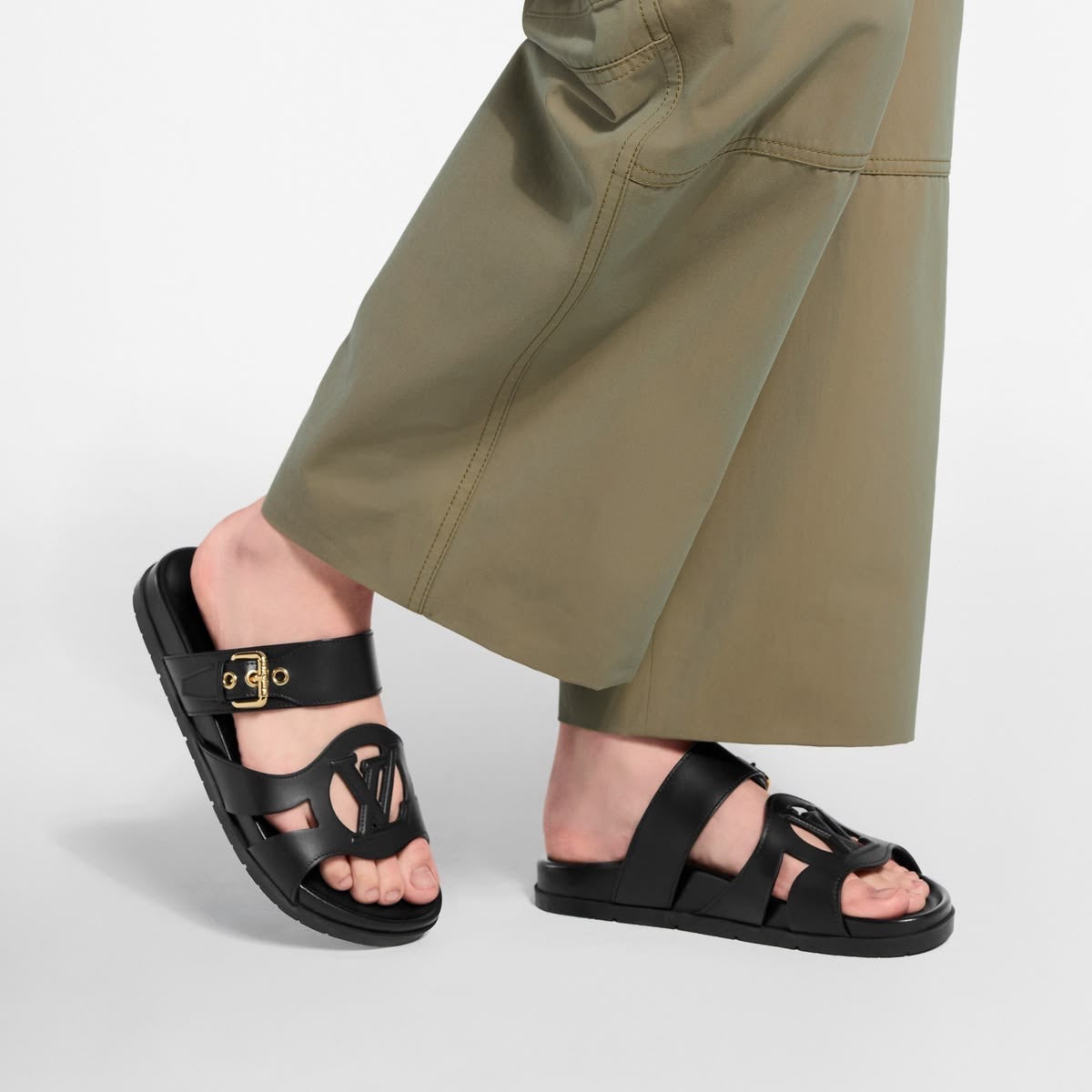 LV isolo Comfort Mules with box