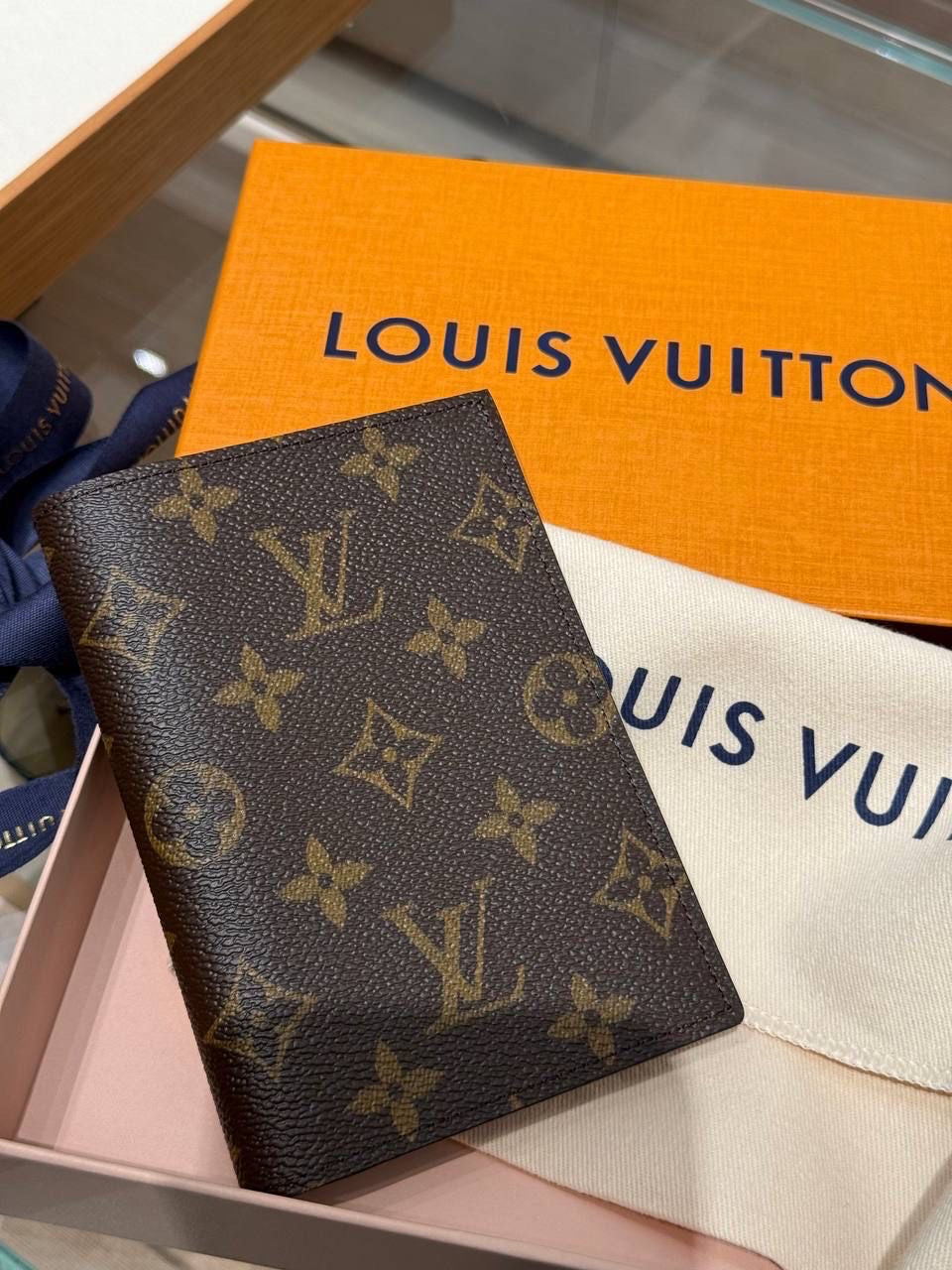 LV passport Holder with brand box