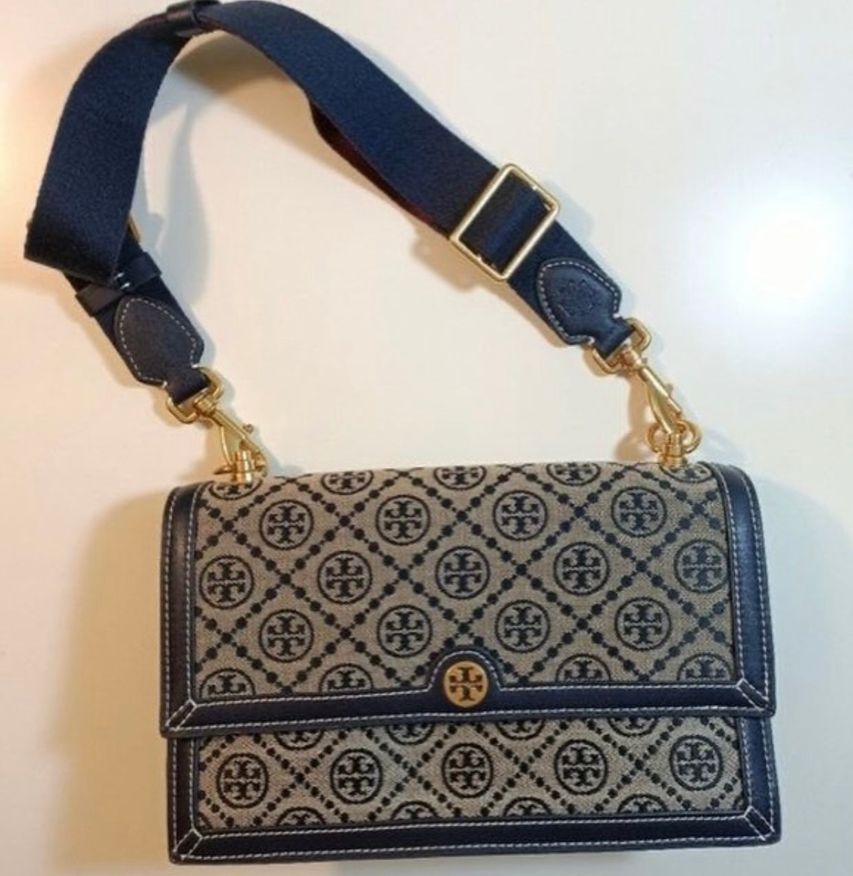 TORY BURCH Cross body bag with Brand Box