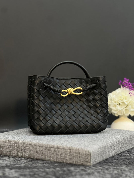 BOTTEGA VENETA Andiamo bag