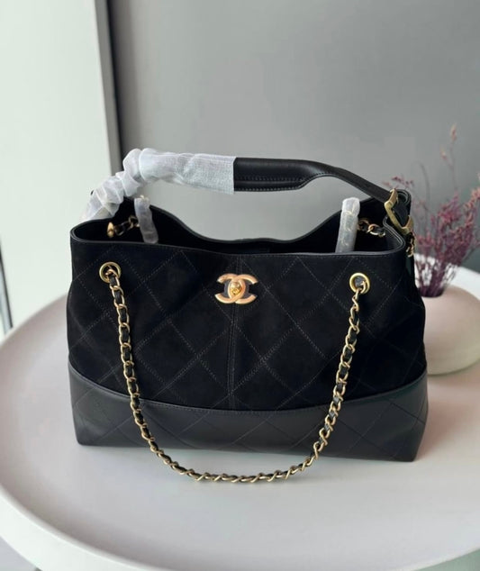 CHANEL 25 Small With Brand Box