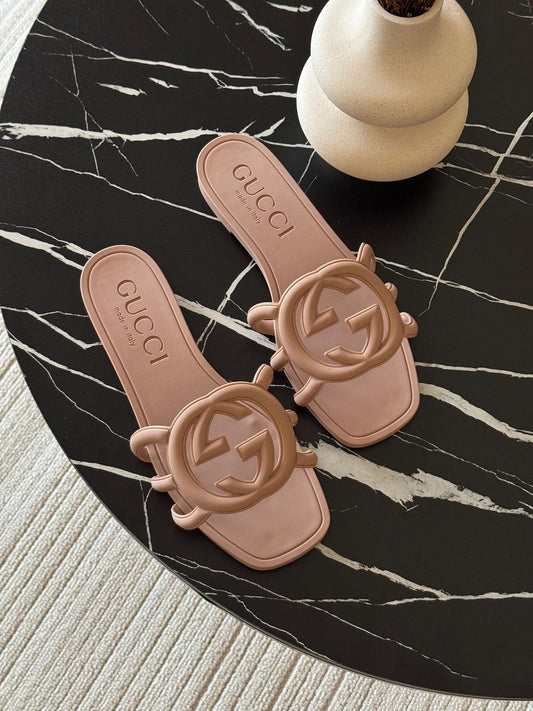 GUCCI slides