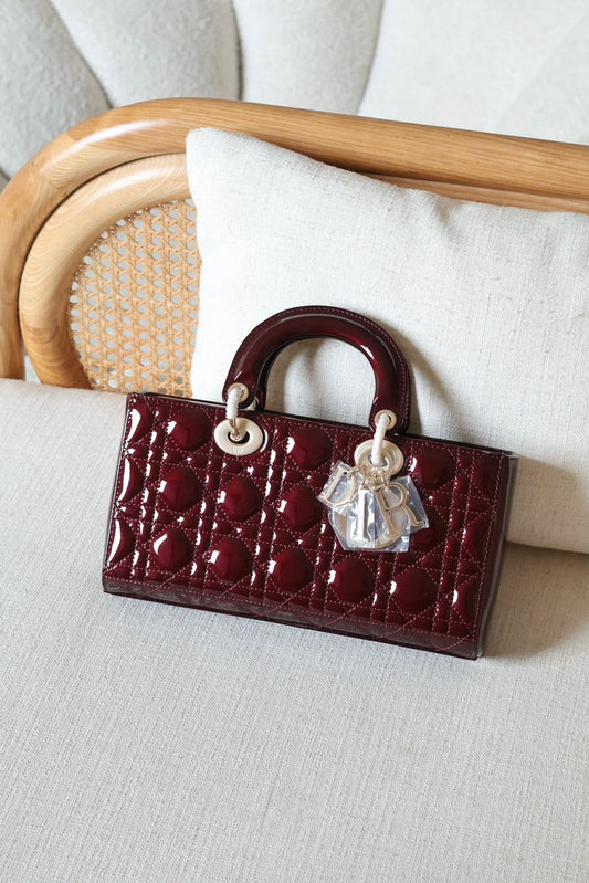 Lady dior D-joy patent leather with box