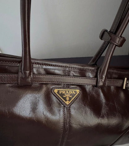 Prada Bonnie Medium-genuine leather