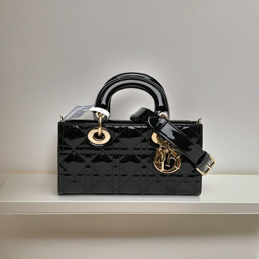 Christian Dior D-joy patent Leather with box