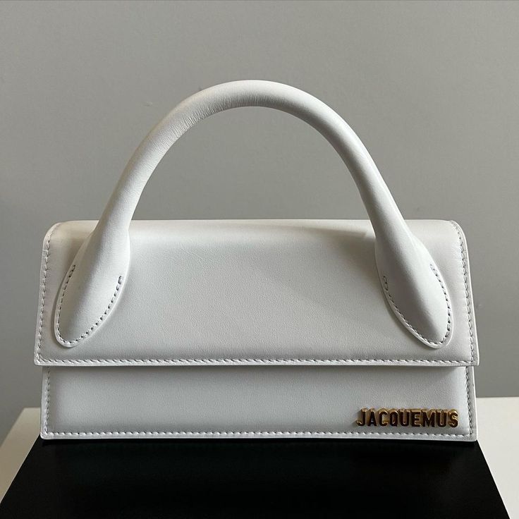 JACQUEMUS Bag with Brand Box